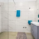 בית נופש Nature Lovers Retreat - Casa Irena With Pool *