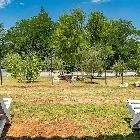 בית נופש Nature Lovers Retreat - Casa Irena With Pool Kršan