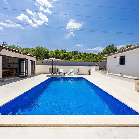 Nature Lovers Retreat - Casa Irena With Pool * Kršan