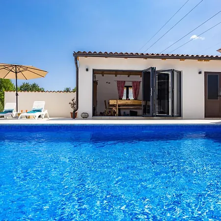 Hébergement de vacances Nature Lovers Retreat - Casa Irena With Pool *